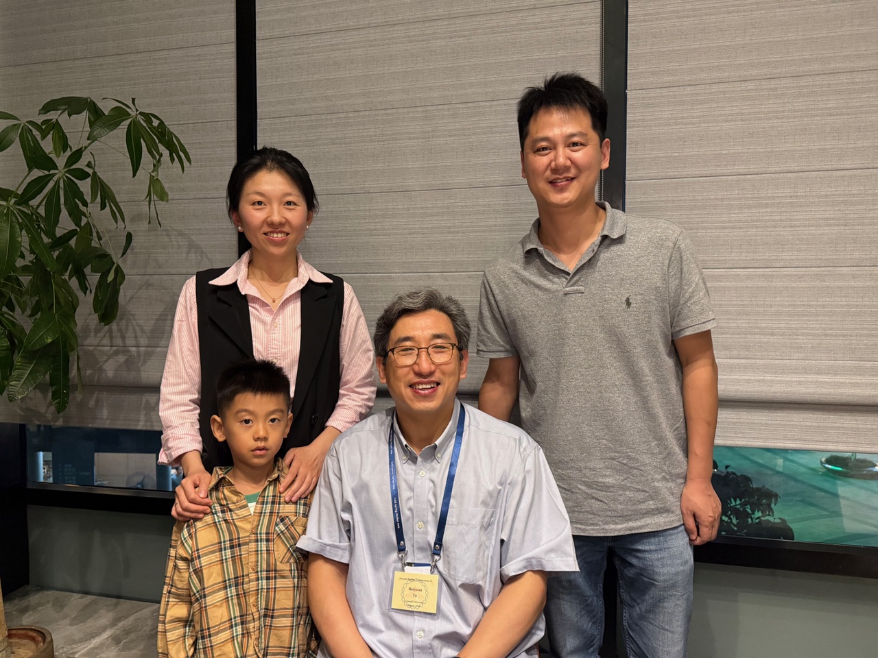 Dinner with lab Alumi Dapeng and Qiuye image 1
